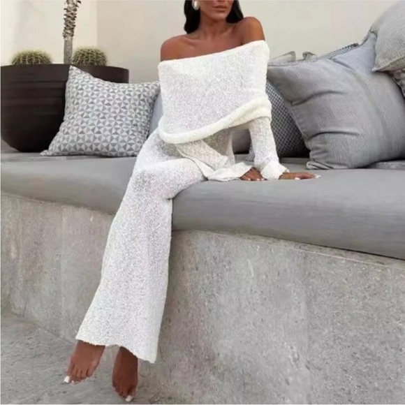 White off shoulder maxi cover up - Picture 1 of 9